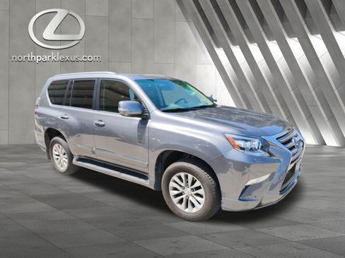 Used 2018 Lexus GX 460 Premium w/ Premium Package AWD/4WD image 5