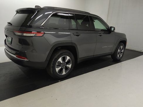 Used 2023 Jeep Grand Cherokee 4WD 4xe image 10
