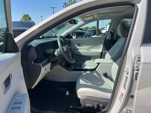 Certified 2024 Hyundai Kona Limited FWD image 24