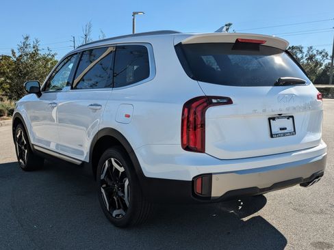 New 2025 Kia Telluride S image 7
