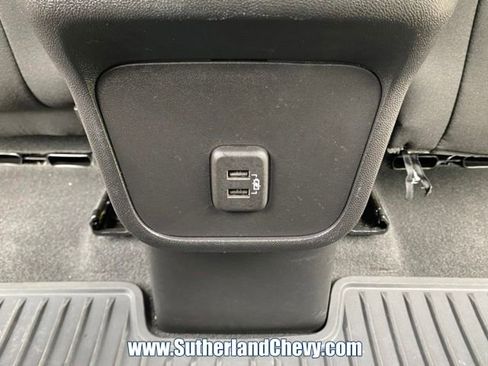 Used 2023 Chevrolet Equinox LT FWD image 40