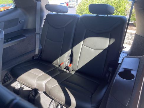 Used 2024 Cadillac XT6 Premium Luxury w/ LPO, Floor Liner Package AWD/4WD image 46