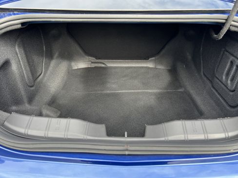 Used 2022 Chevrolet Camaro LT image 18