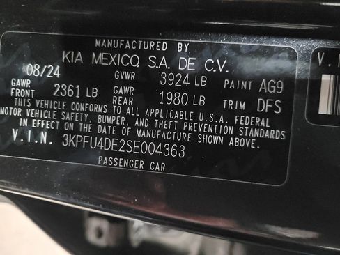Used 2025 Kia K4 EX image 33