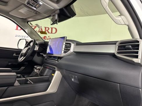 Used 2024 Toyota Tundra Limited image 17
