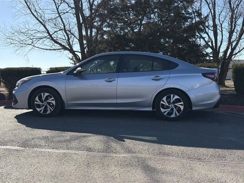 Used 2024 Subaru Legacy Premium image 8