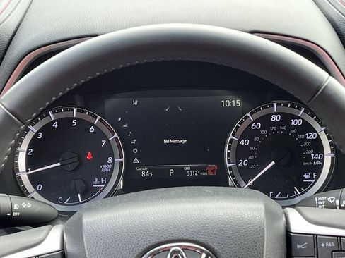 Used 2024 Toyota Highlander XSE FWD image 13