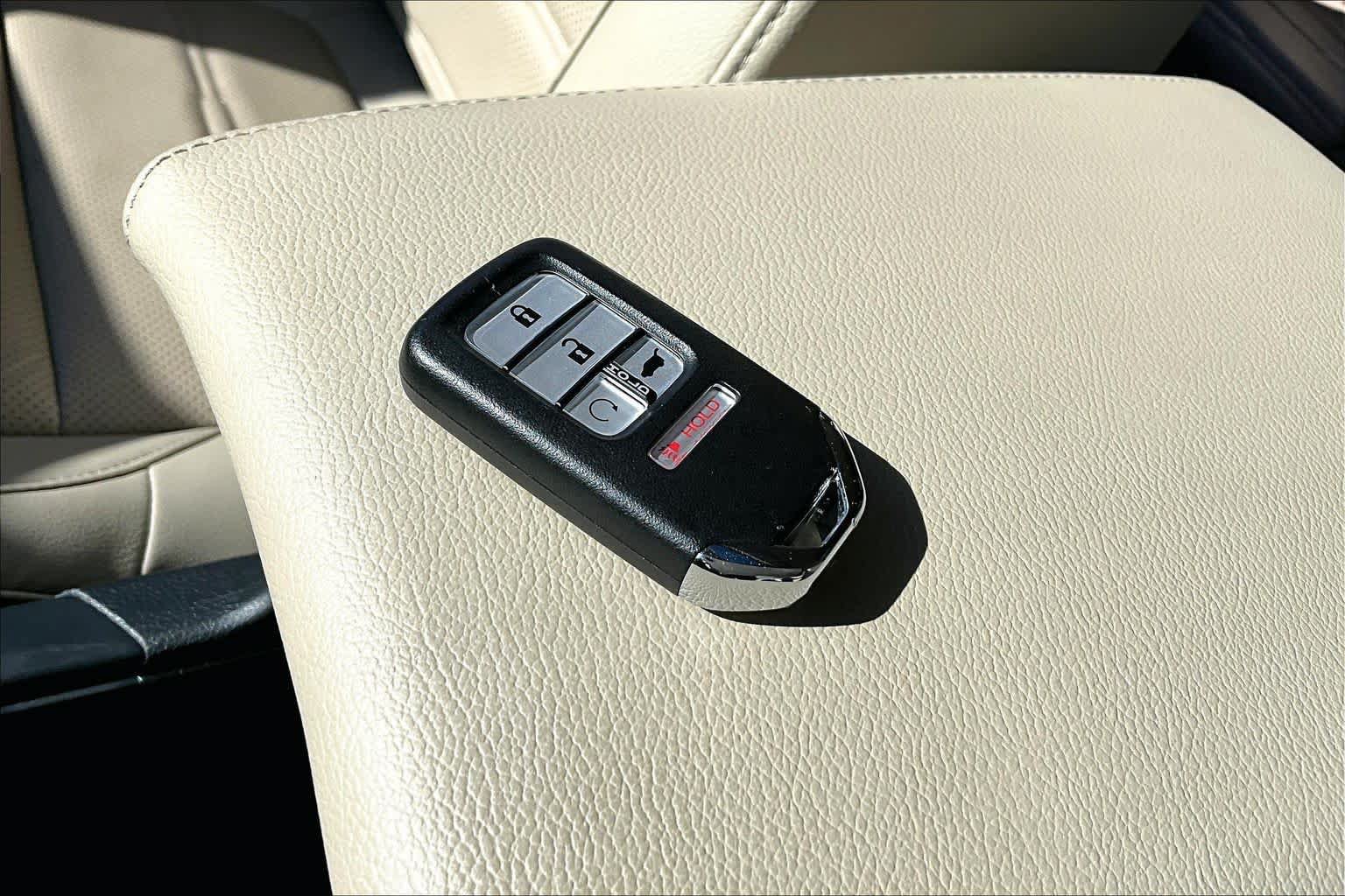 Used 2022 Honda CR-V EX-L image 13