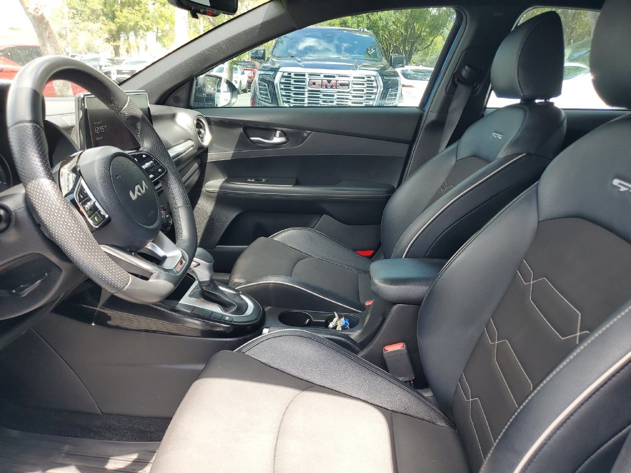 Used 2023 Kia Forte GT-Line FWD image 19