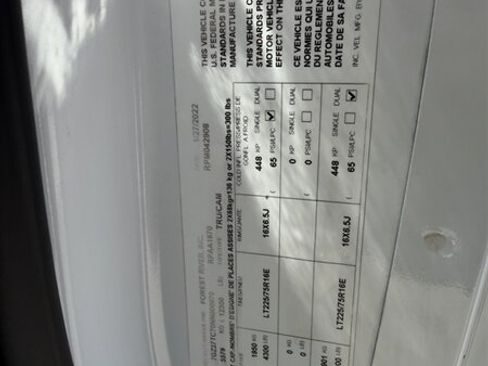 Used 2022 GMC Savana 3500 Extended w/ Power Convenience Package RWD image 18