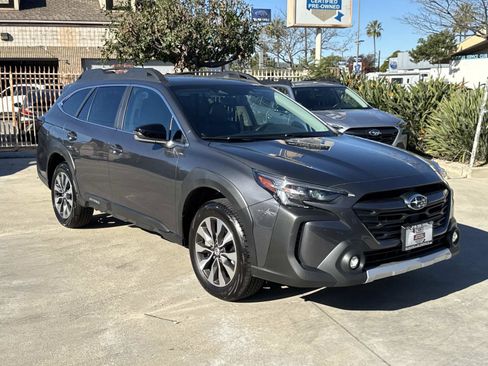 Used 2025 Subaru Outback Limited XT image 3