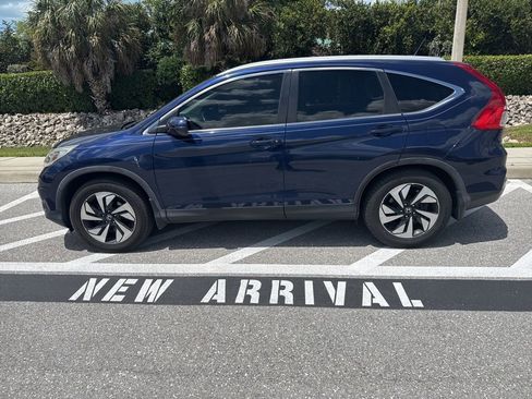 Used 2016 Honda CR-V Touring image 2