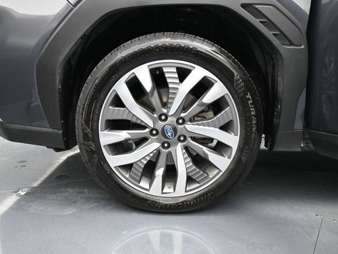 Used 2025 Subaru Forester Touring AWD/4WD image 29