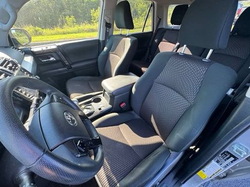Used 2020 Toyota 4Runner TRD Off-Road AWD/4WD image 14