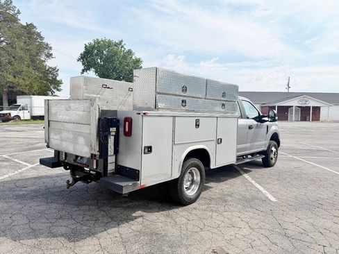 Used 2020 Ford F350 XL w/ Power Equipment Group AWD/4WD image 5