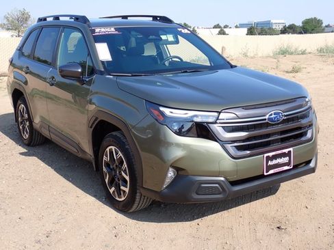 Used 2026 Subaru Forester Premium AWD/4WD image 6