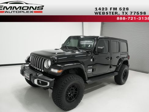 Used 2022 Jeep Wrangler Unlimited Sahara AWD/4WD image 1