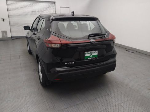 Used 2024 Nissan Kicks S FWD image 6