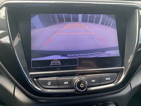 Used 2022 Chevrolet TrailBlazer LT w/ Convenience Package FWD image 17