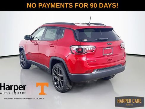 New 2026 Jeep Compass Latitude image 9