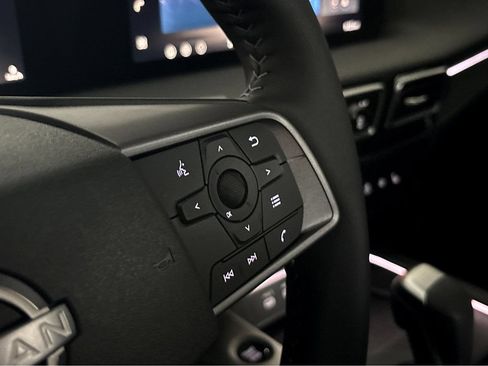 New 2026 Nissan Sentra SR w/ SR Premium Package FWD image 16