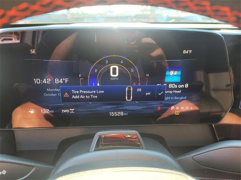 Used 2024 Chevrolet Traverse RS w/ LPO, Floor Liner Package image 33