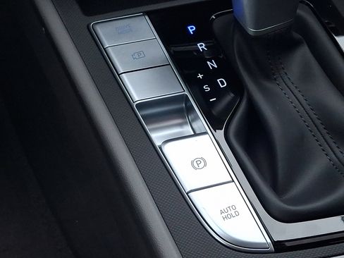New 2026 Hyundai Elantra SEL Sport Premium FWD image 18