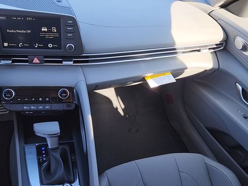 New 2026 Hyundai Elantra Sport image 6