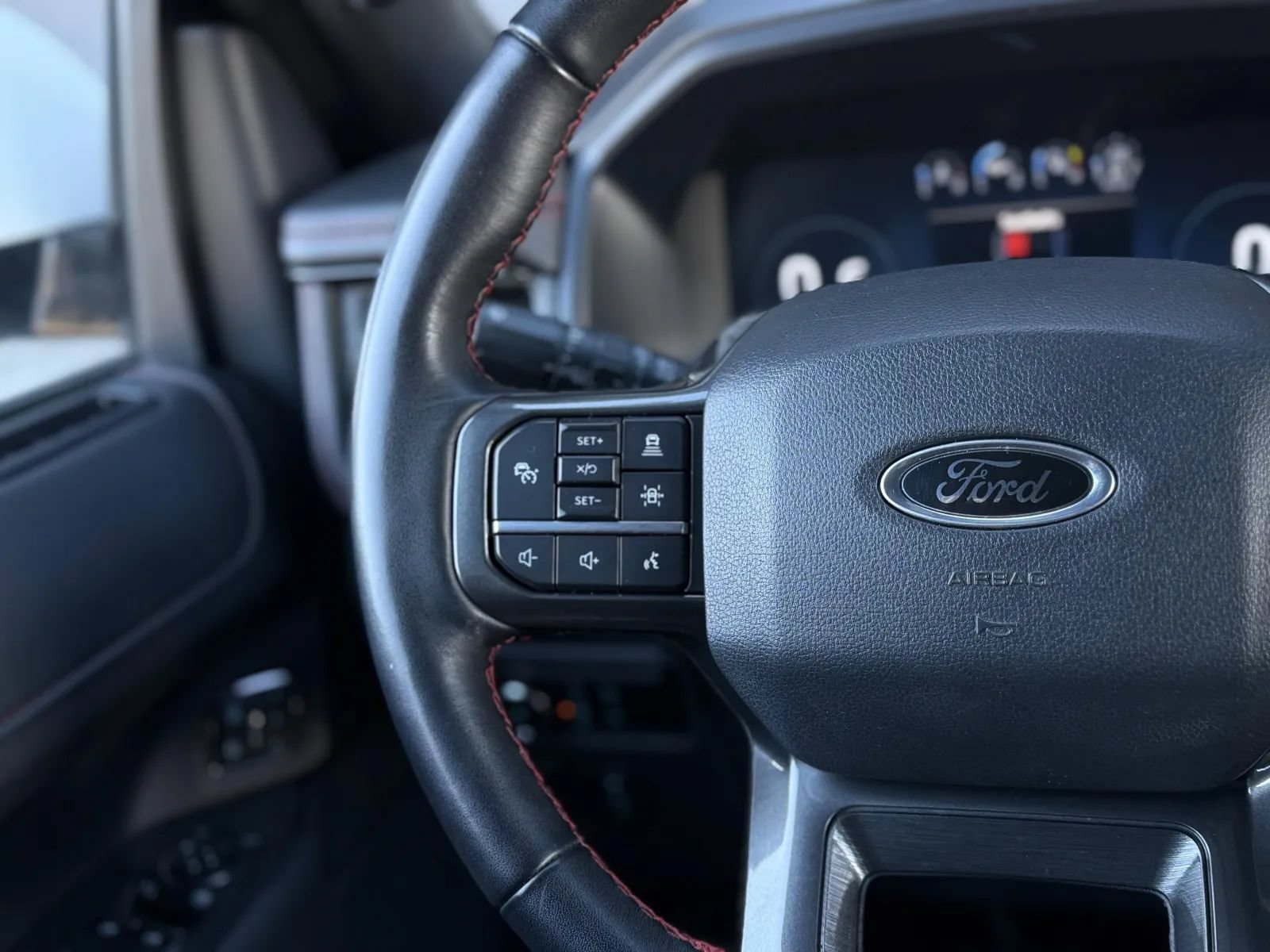 Used 2024 Ford Expedition Max Limited AWD/4WD image 26