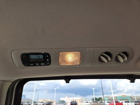 Used 2016 Honda Odyssey EX image 16