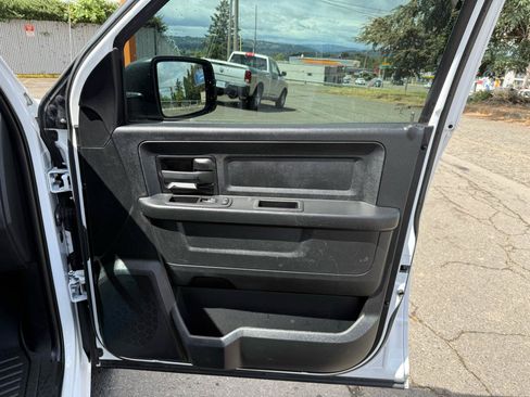 Used 2017 RAM 1500 Tradesman w/ Popular Equipment Group AWD/4WD image 18