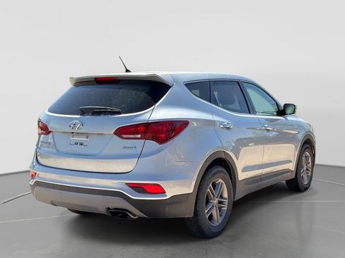 Used 2018 Hyundai Santa Fe Sport FWD image 4