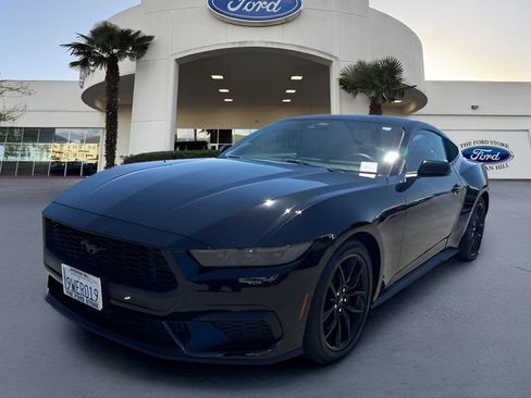 Certified 2025 Ford Mustang Coupe RWD image 1