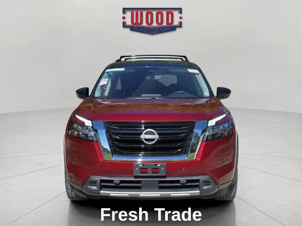 Used 2023 Nissan Pathfinder SL w/ SL Premium Package AWD/4WD image 2