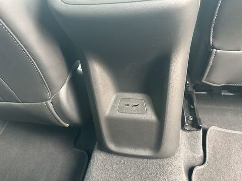 Used 2025 Buick Envision Preferred image 42