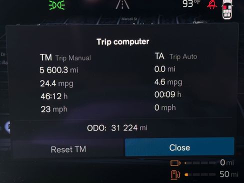 Certified 2023 Volvo XC90 T8 Core image 18