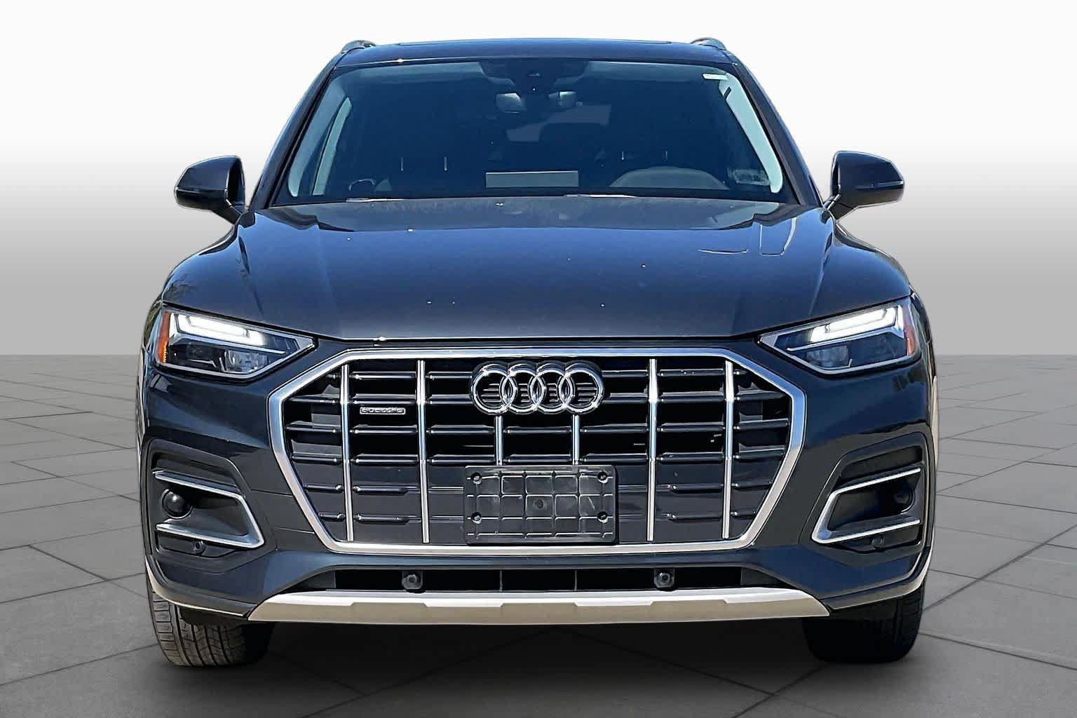 Used 2021 Audi Q5 2.0T Premium w/ Convenience Package AWD/4WD image 4