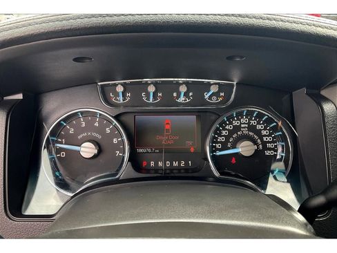 Used 2012 Ford F150 Lariat w/ Lariat Chrome Pkg image 20