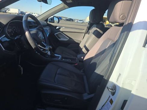 Used 2020 Audi Q3 2.0T Premium Plus image 10