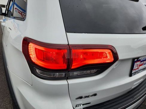 Used 2019 Jeep Grand Cherokee Trailhawk AWD/4WD image 5