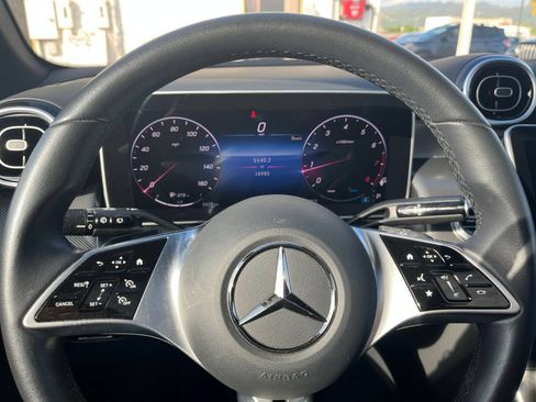Used 2024 Mercedes-Benz GLC 300 image 24