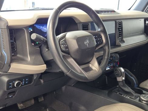 Used 2024 Ford Bronco Wildtrak image 21