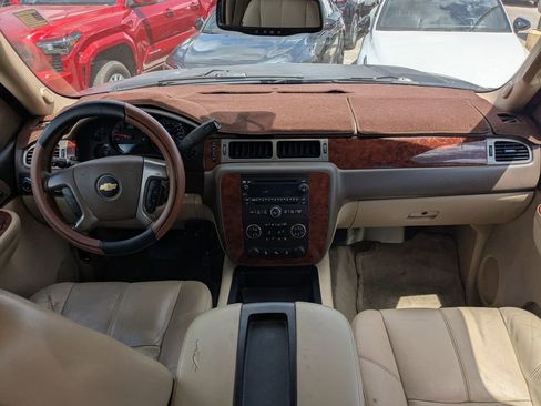 Used 2013 Chevrolet Tahoe LT w/ All-Star Edition AWD/4WD image 11