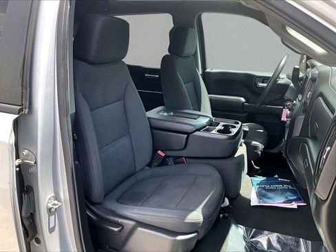 Used 2022 Chevrolet Silverado 1500 Custom image 9
