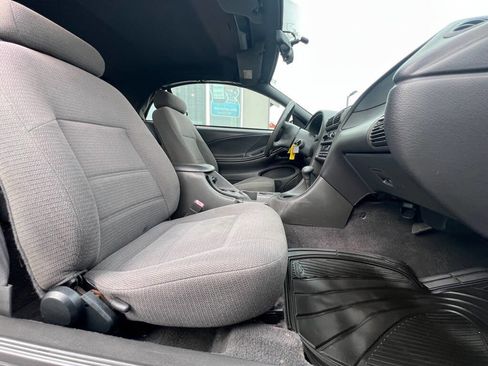 Used 2000 Ford Mustang Convertible image 15