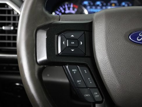 Used 2018 Ford Expedition Limited w/ Equipment Group 301A AWD/4WD image 28