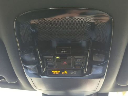 Used 2025 Lexus RX 350h w/ Convenience Package image 25