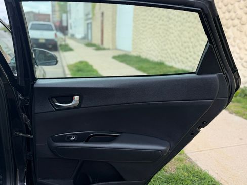 Used 2017 Kia Optima SX image 26