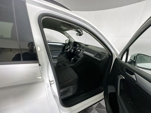 Used 2024 Volkswagen Tiguan S image 29