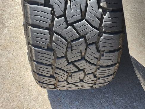 Used 2023 GMC Yukon Denali w/ LPO, Floor Liner Package AWD/4WD image 11